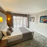 Double Bond Aparthotel 3*