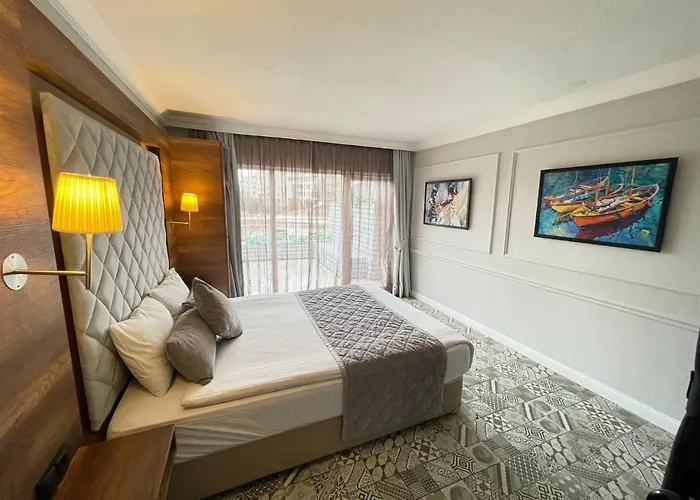 Double Bond Aparthotel 3*