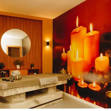 Hotel apartamentowy Double Bond 3*