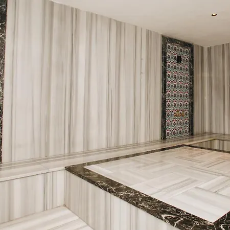 Hotel apartamentowy Double Bond 3*